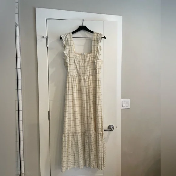 white christmas dresses Kenley Dress
